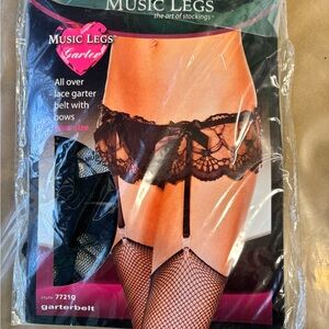 Music Legs Black Lace Garter Belt with Bows